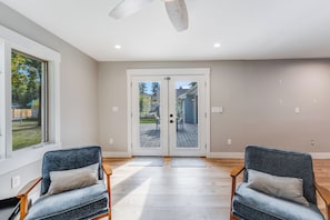 Interior - NEW! Downtown Whitefish, Backyard, Newly Remodeled (Whitefish)