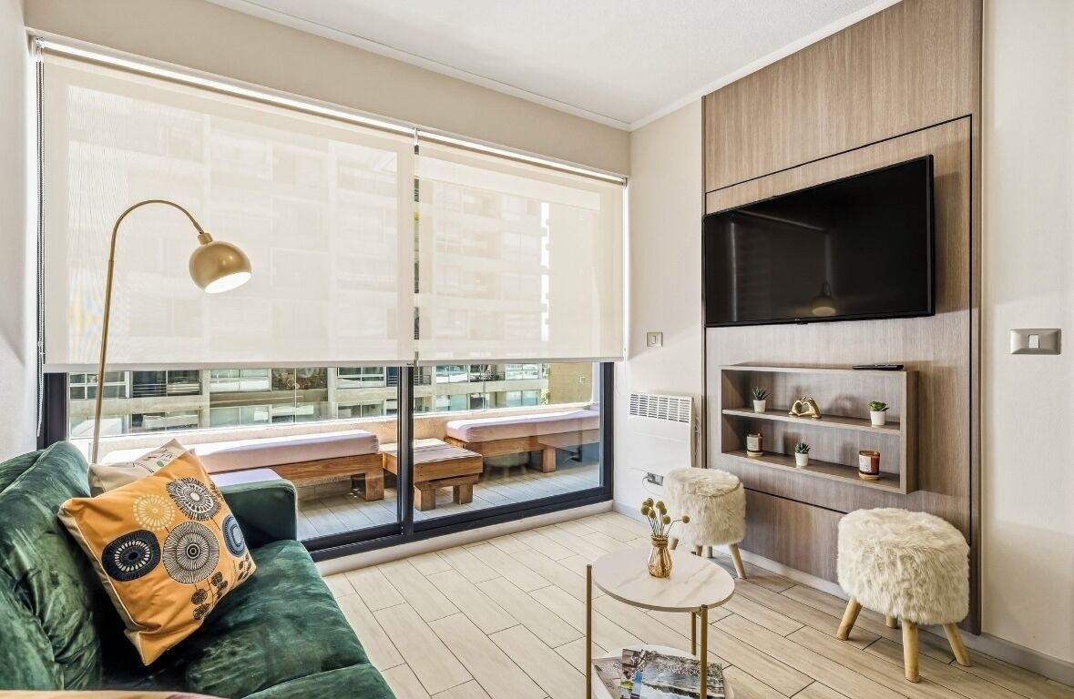 Téléviseur connecté, table de ping-pong