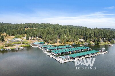 Rockford Bay tranquil escape with stunning views and lake access