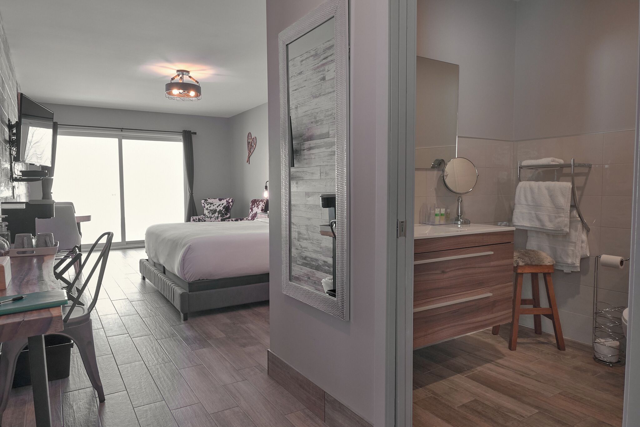 In-room safe, soundproofing, free WiFi