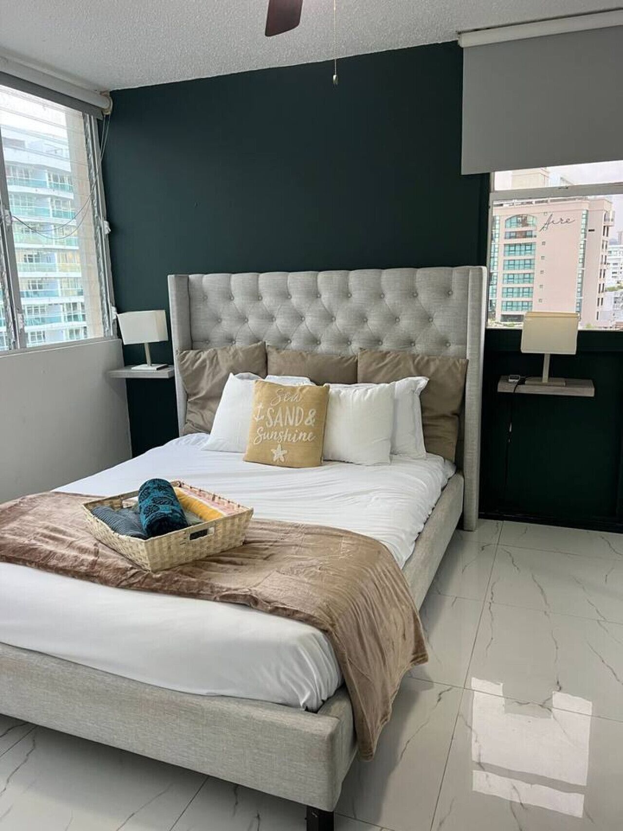 熨斗/熨衣板、旅行婴儿床、WiFi、床单