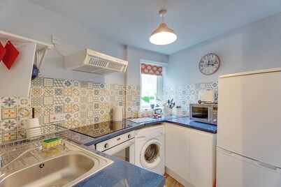 The Old Shoe Shop, 5 Well Lane