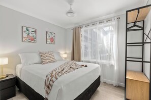 4 Schlafzimmer, Bügeleisen/Bügelbrett, kostenloses WLAN, Bettwäsche