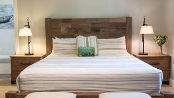 8 bedrooms, iron/ironing board, WiFi, bed sheets