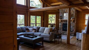 TV, fireplace, ping pong