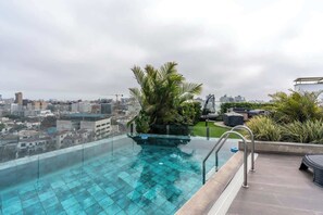 Pool - Geko |Refreshing 2BR w/Pool in heart of San Isidro (San Isidro)