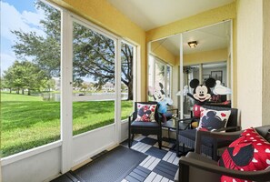 Interior - Pond View~Club Cortile Resort~Pool~Hot Tub~Themed (Kissimmee)