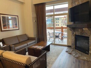 TV, fireplace, ping pong -  Ski-in, ski-out Westgate luxury condo in fabulous Canyons Park City Utah (Canyons Village)