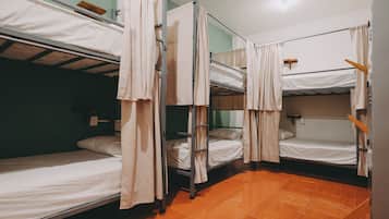 Dormitório compartilhado grand | Roupas de cama premium, Wi-Fi de cortesia, roupa de cama