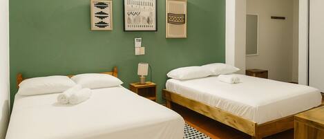 Comfort-huone | Ylelliset vuodevaatteet, ilmainen Wi-Fi, vuodevaatteet