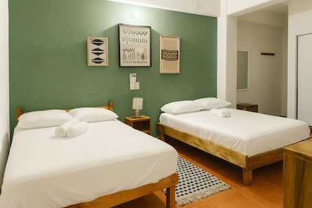 Ropa de cama de alta calidad, wifi gratis y ropa de cama