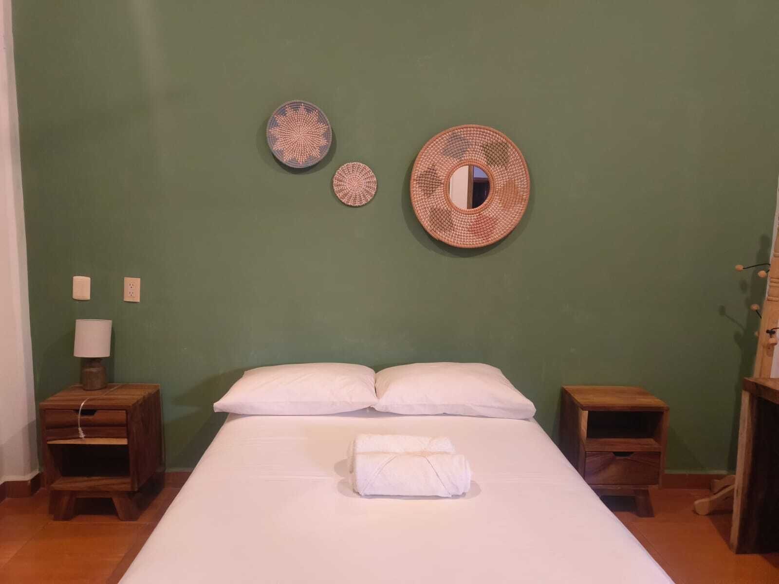 Ropa de cama de alta calidad, wifi gratis y ropa de cama 