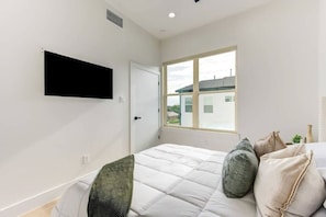 2 chambres, fer et planche Ă repasser, Wi-Fi, literie fournie