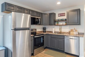 Microwave, oven, stovetop, dishwasher