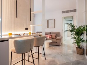 Dining - Hommyhome Aurora (Sevilla)