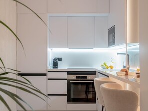 Fridge, microwave, oven, dishwasher
