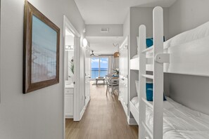 1 soverom, strykejern/-brett, wi-fi (inkludert) og sengetøy