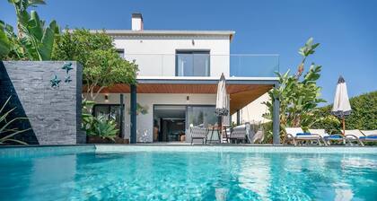 Stylish Algarve Retreat- Priv. Pool & Beach Nearby