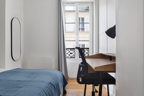 1 quarto, ferros/tábuas de passar roupa, Wi-Fi, roupa de cama