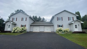 Exterior - Lovely 2-bedroom in Harvey, under 10min drive to downtown Marquette (Harvey)