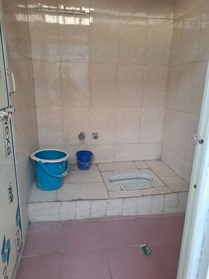 Bathroom - Narmada Guest House (Indore)