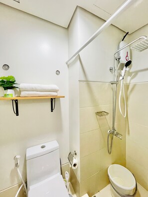 Room, 1 Bedroom, Balcony | Bathroom - Room-modern Studio Hideaway Near City Sp (Iloilo)