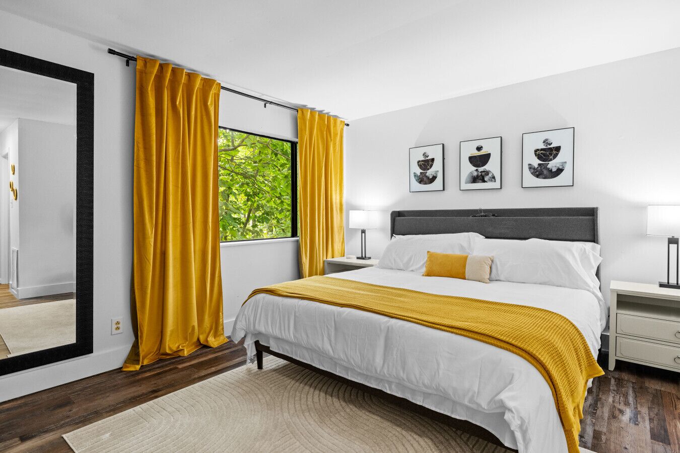 2 camere, una scrivania, ferro/asse da stiro, Wi-Fi