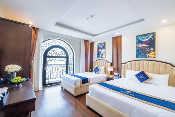 Triple Room, Balcony, City View | Premium bedding, pillowtop beds, free minibar, in-room safe