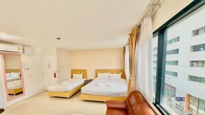 Deluxe Double Room - ABCYQ Hotel (Bangkok)