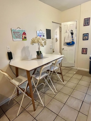 تناول الطعام