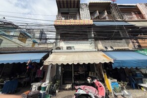 Unclassified image, 2 of 21, button - Sleep Break Hostel Sathon (Bangkok)
