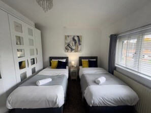 4 Schlafzimmer, WLAN, Bettwäsche
