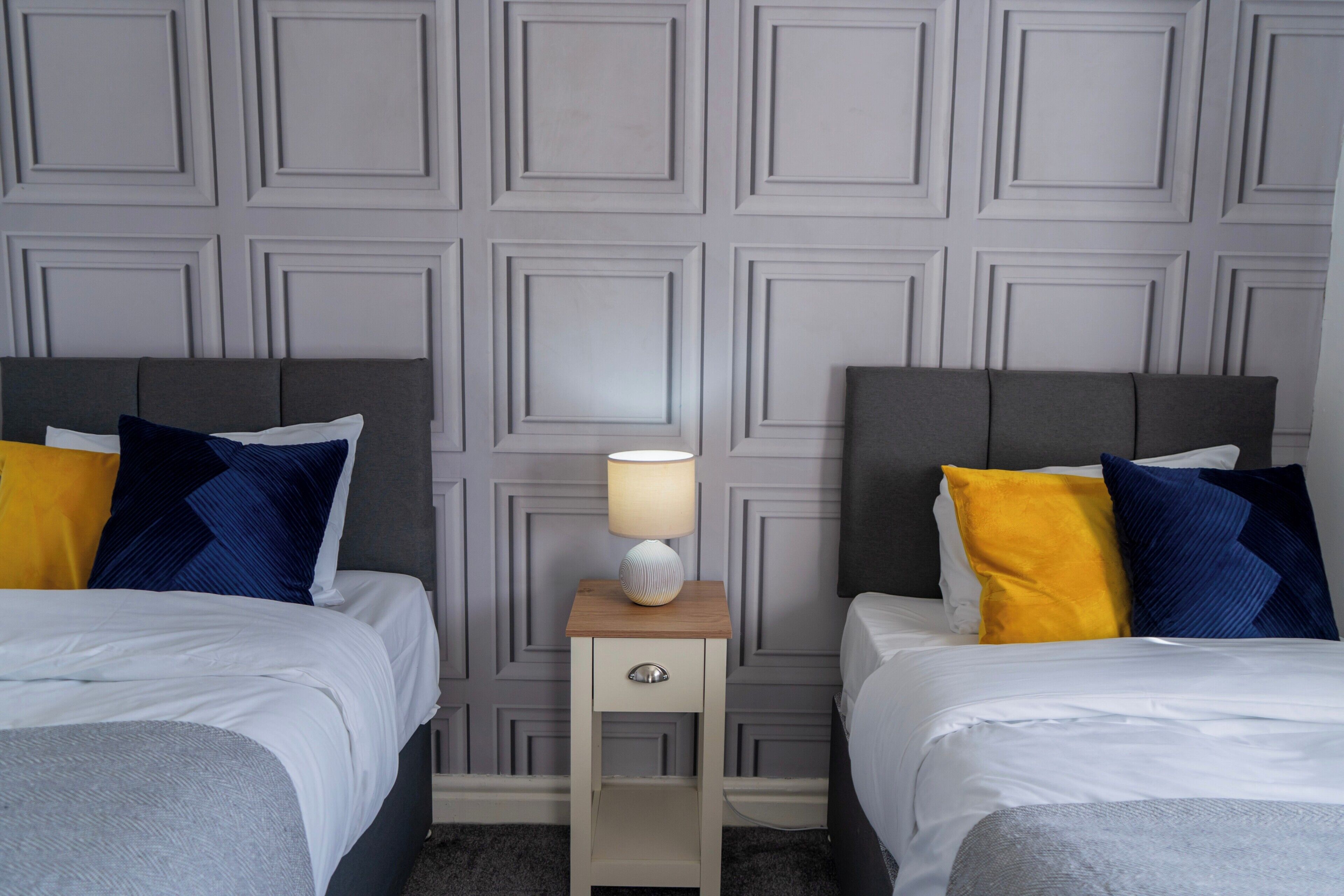 4 bedrooms, WiFi, bed sheets