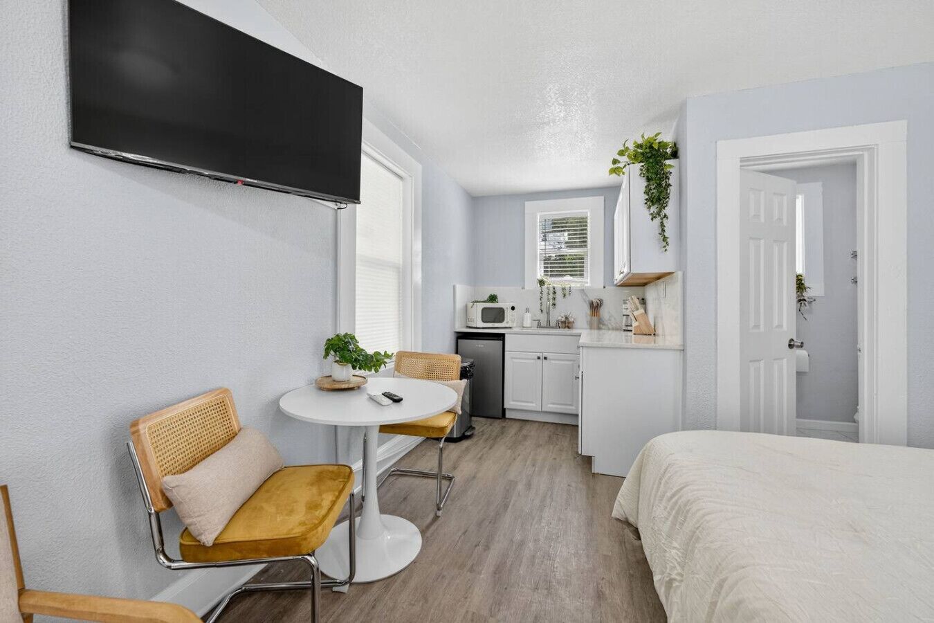 1 bedroom, free WiFi, bed sheets