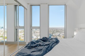 2 chambres, fer et planche Ă repasser, Wi-Fi, literie fournie