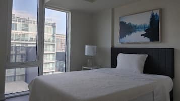 1 bedroom, iron/ironing board, internet, bed sheets