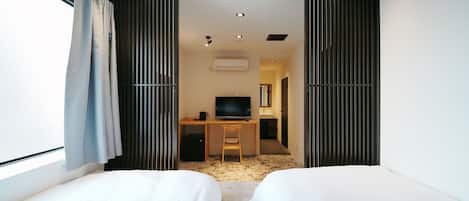 Superior Twin Room | Free WiFi, bed sheets