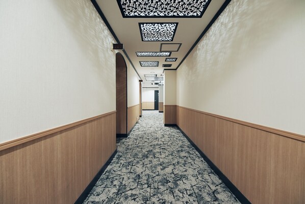 Hallway - Lumi Hotel Tokyo Shinkoiwa (Tokyo)