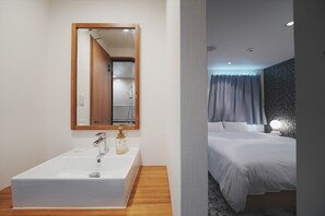 Standard Double Room - Lumi Hotel Tokyo Shinkoiwa (Tokyo)