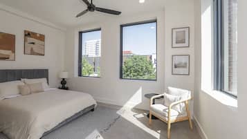 1 bedroom, iron/ironing board, internet, bed sheets