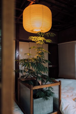 Iron/ironing board, free WiFi, bed sheets - Ivy Place Harajuku Urban Steel Teahouse (Tokyo)