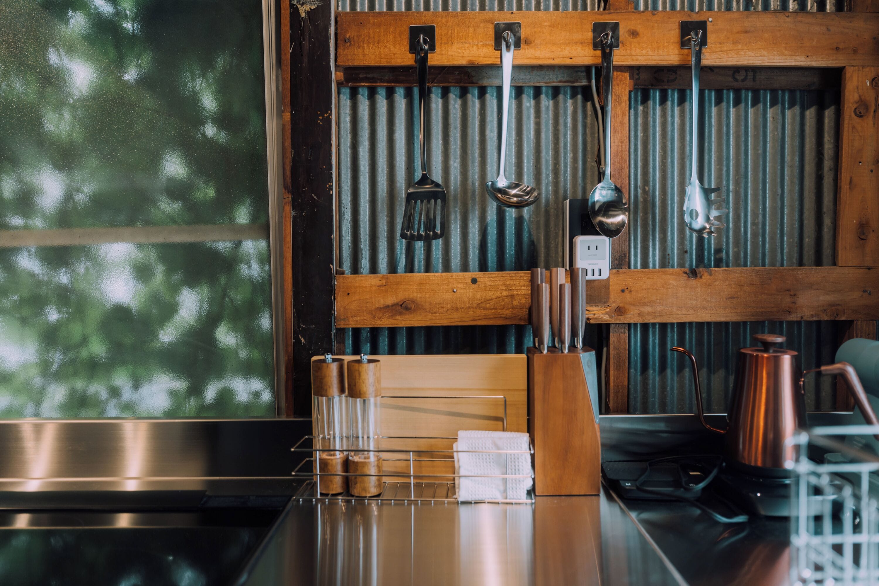 Room | Private kitchen | Stovetop, cleaning supplies, freezer, paper towels