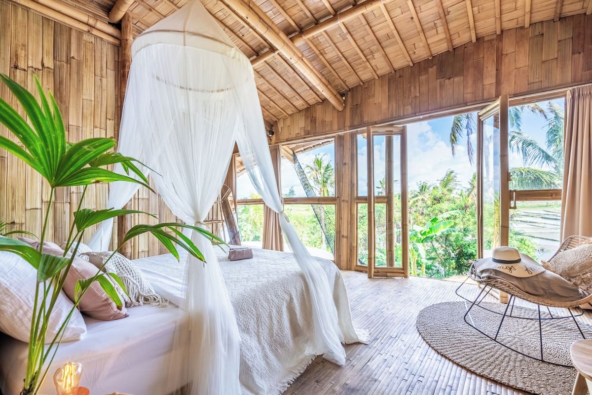 Villa Deluxe, patio, vue sur le jardin | Literie de qualité, rideaux d’obscurcissement, fer et planche à repasser