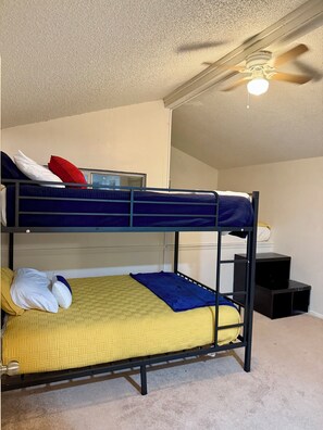 2 bedrooms, WiFi, bed sheets