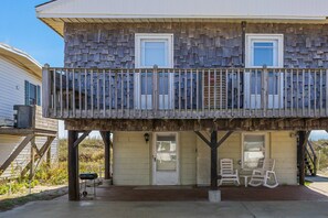 Unclassified image, 4 of 50, button