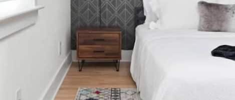 1 bedroom, desk, iron/ironing board, WiFi