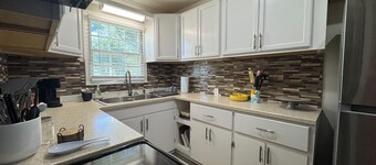 The Brayden House of Rogersville- 2 Bed/1 Ba- 2025 Renovated/New Furnishings