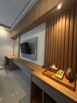 Desk, laptop workspace, free WiFi