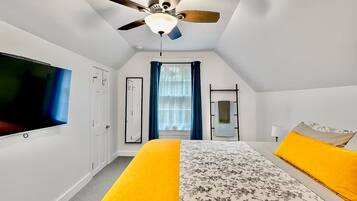 3 habitaciones, escritorio, cuna de viaje y wifi gratis