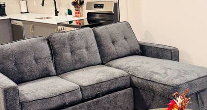 Beautiful walk out basement suit in south east Calgary